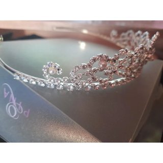 Diadema/tiara comunión o boda.
