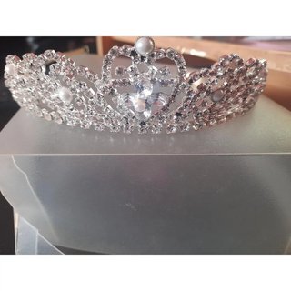 Diadema/tiara comunión o boda.