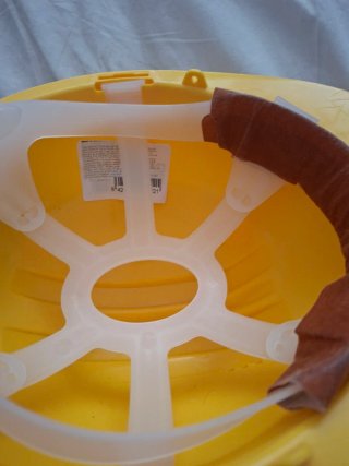 Equipo de Protección Obra: Botas, Casco, Gafas