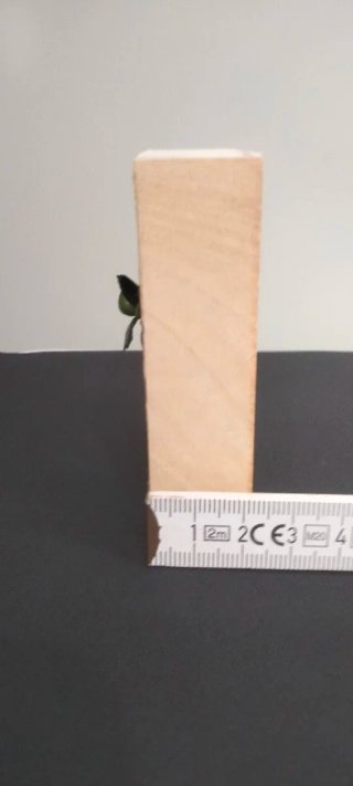 Mobile di legno in miniatura