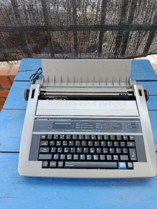 Máquina de escribir Panasonic