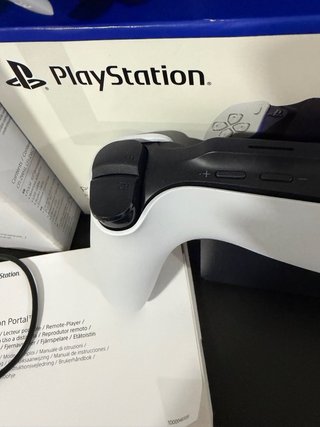 PlayStation Portal + Auriculares Sony Pulse 3D