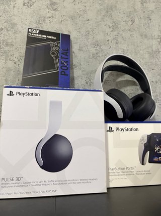 PlayStation Portal + Auriculares Sony Pulse 3D