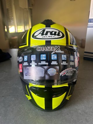 Casco Arai chaser x.