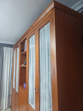 Armario madera 4 puertas/5 huecos 240 cm