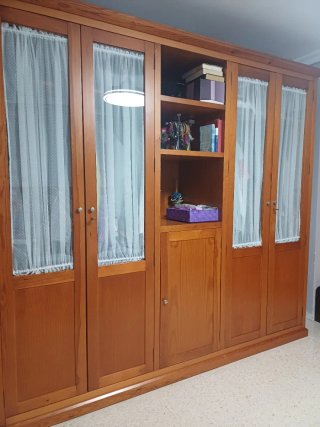 Armario madera 4 puertas/5 huecos 240 cm