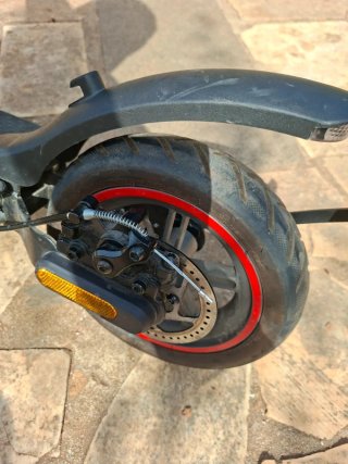 Monopattino elettrico Vivo bike v25 con aggiunte
