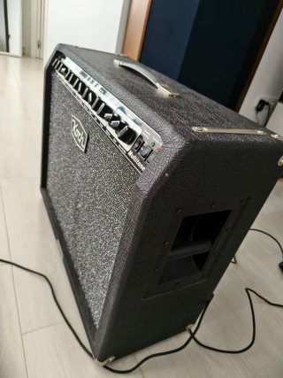 Amplificador guitarra Koch multitone II combo 100w