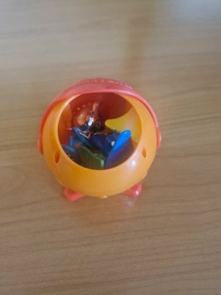 Muñecos Star Monsters con huevo