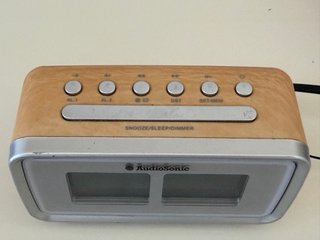 Radio Despertador Retro AudioSonic