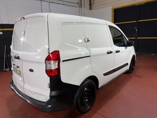 Ford Transit Courier 2022