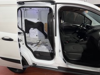 Ford Transit Courier 2022