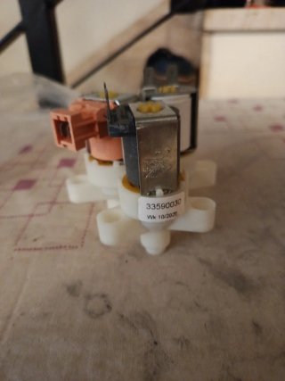 Electroválvula lavadora AEG