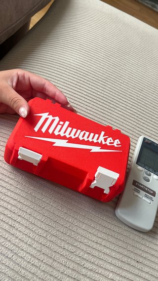 Caja almacenamiento herramientas Milwaukee