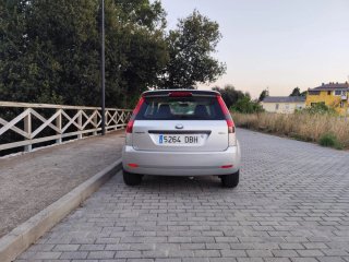 Ford Fiesta 2004