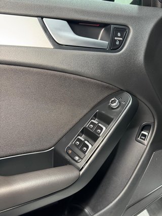 AUDI A4 2.0 TDI 150CV multitronic S line edition