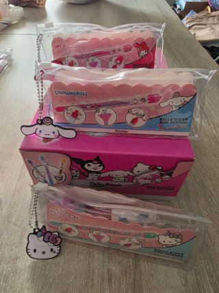 Kit penna Hello Kitty Kuromi Cinnamoroll My Melody