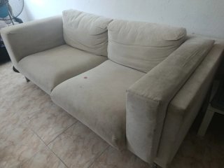 Sofá de tela beige 2 plazas