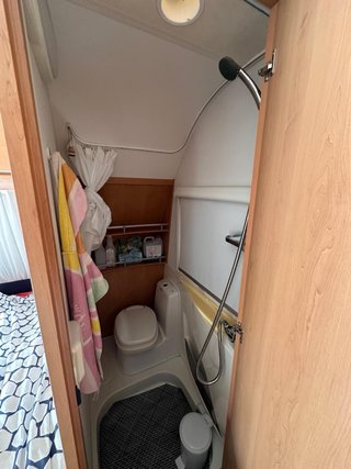 Caravana Knaus Sudwind 500FS con avancé.
