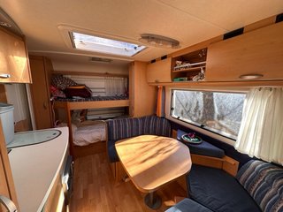 Caravana Knaus Sudwind 500FS con avancé.