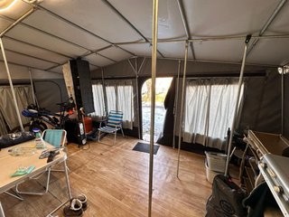 Caravana Knaus Sudwind 500FS con avancé.