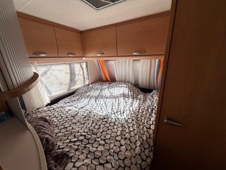 Caravana Knaus Sudwind 500FS con avancé.