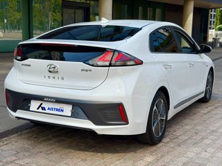 Hyundai IONIQ 1.6 GDI PHEV Tecno DCT