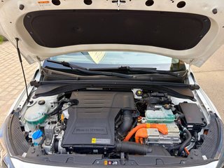 Hyundai IONIQ 1.6 GDI PHEV Tecno DCT