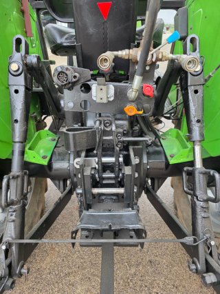 Tractor Deutz DX 3.70 E