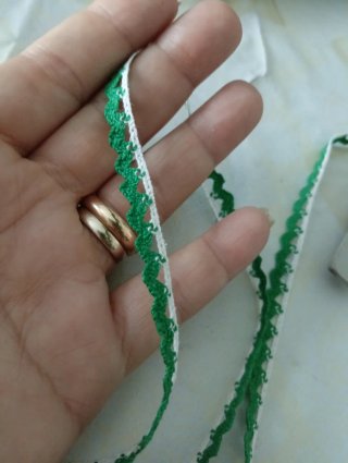 Merletto bianco e verde 10 metri