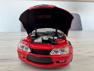Maqueta BMW Z3 1/18 UT Models Rojo