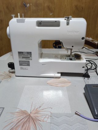 Máquina de coser Brother X14s