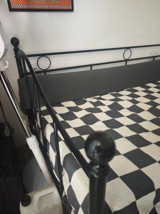Cama de forja chaiselong o sofá de forja con todo