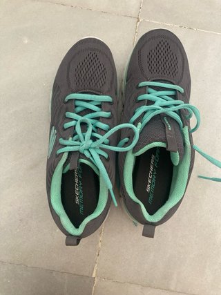 Zapatillas Skechers Gris/Verde Talla 38.5