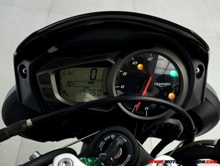 TRIUMPH STREET TRIPLE 765 R