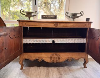 Antiguo Buffet Francés Luis XV Nogal