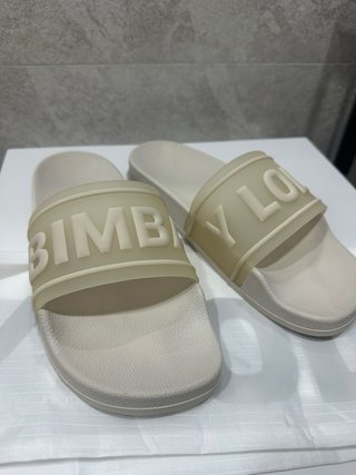 Chanclas Bimba y Lola Beige Talla 38 Nuevas