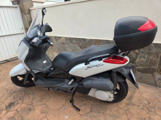 Moto Yamaha XMax 250