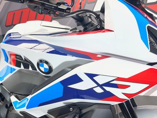 BMW M 1000 XR TRICOLOR