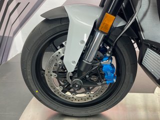 BMW M 1000 XR TRICOLOR