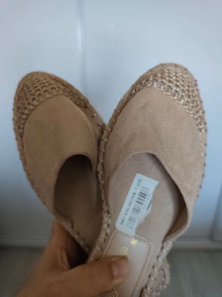 Alpargatas nude con lazo