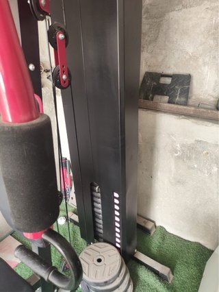 Máquina Multifuncional Fitness Tech