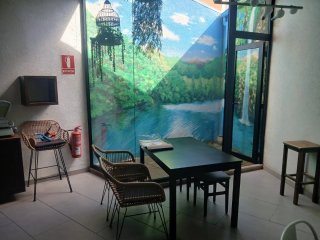 TRASPASO RESTAURANTE FUNCIONANDO  EN EL GROVE. POR