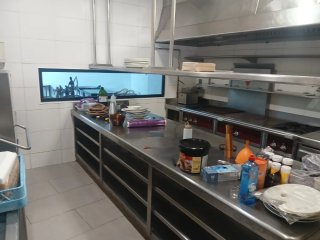 TRASPASO RESTAURANTE FUNCIONANDO  EN EL GROVE. POR