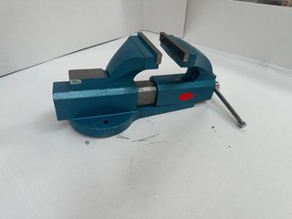 Tornillo de banco Sinex 150mm guía cuadrada