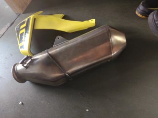 Tubo de escape Husqvarna 701