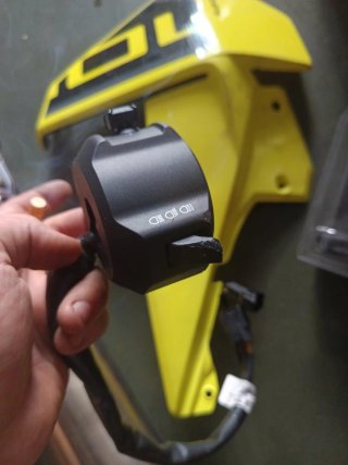 Tubo de escape Husqvarna 701