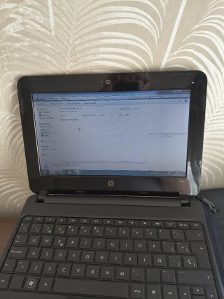 ORDENADOR PORTÁTIL HP WINDOW 7
