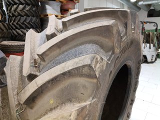2 Neumáticos Continental 800/65R32