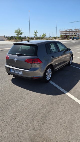Volkswagen Golf 1.2 TSI